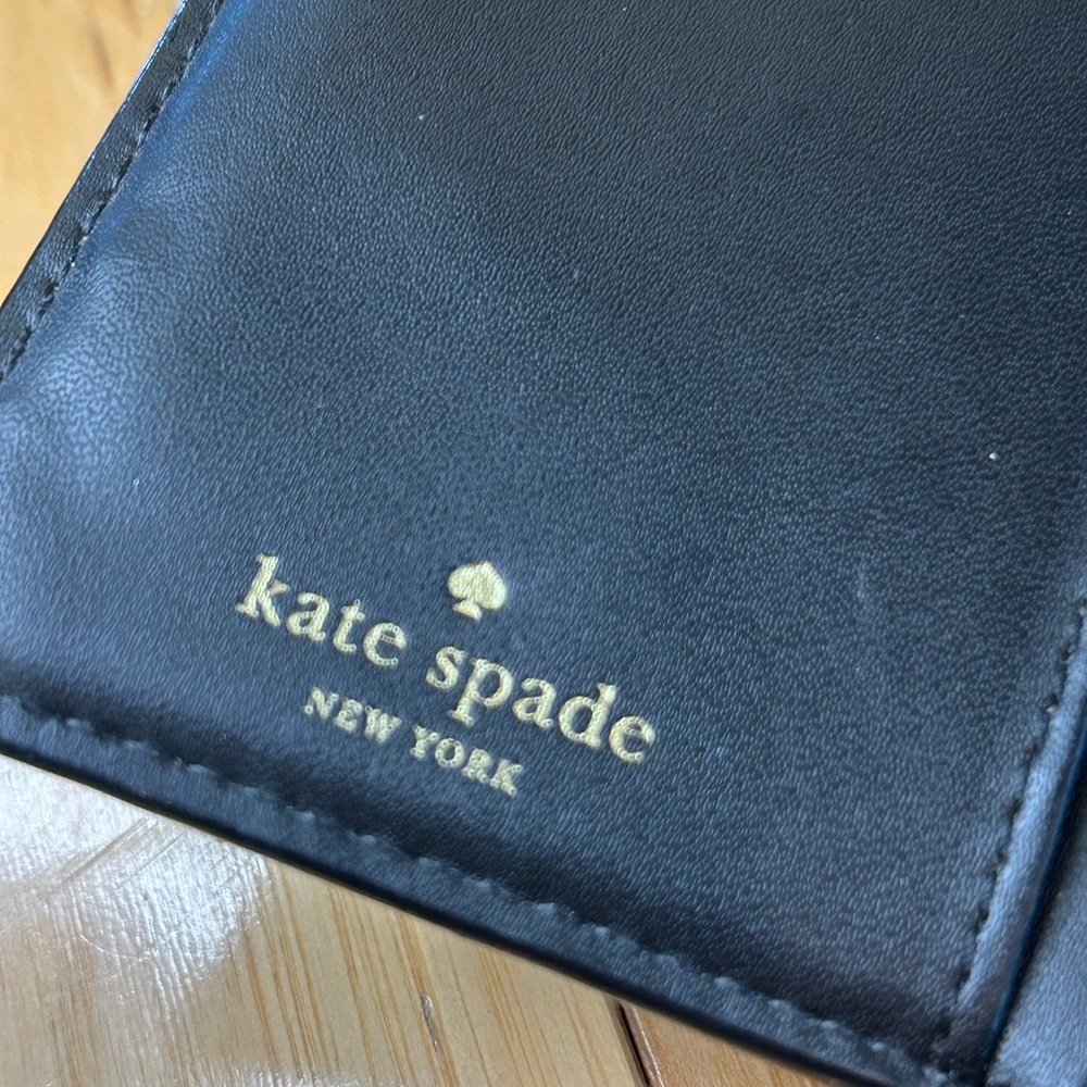Kate Spade Bay Street Stacy Black Leather Wallet - Picture 7 of 11